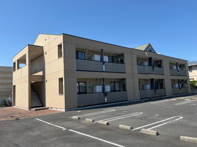 【外観】 | ラルーチェ | 外観写真（昼）