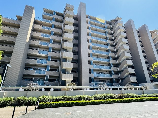 フェアヒルズ南大沢シエルコートの外観|～ペット可　内装フルリノベ済　総戸数414戸、共用設備大充実のマンション～