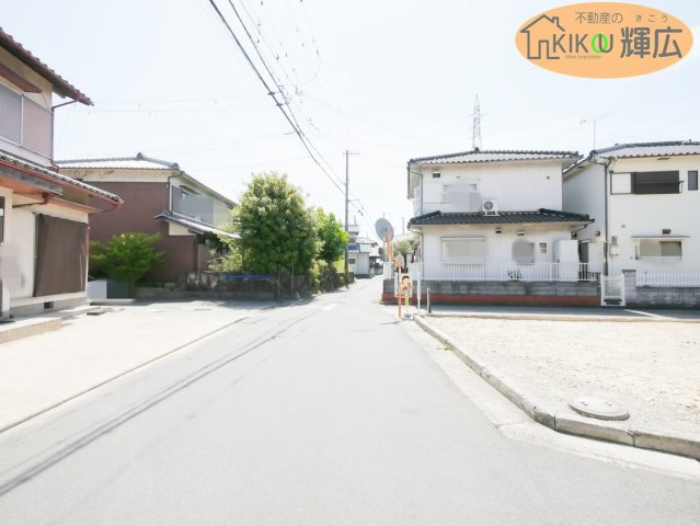 高砂市伊保崎４丁目　土地の前面道路含む現地写真