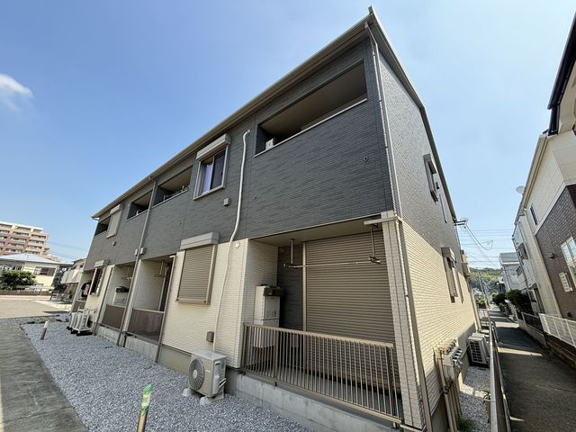 ナーシサス・コート大倉山　A棟の外観