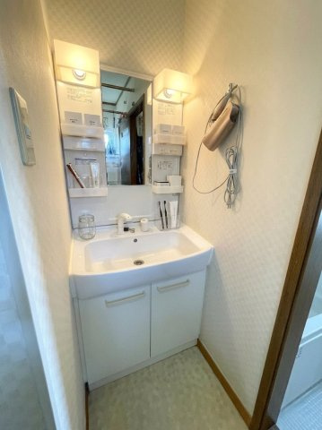東苗穂8条1丁目　一戸建ての独立洗面台