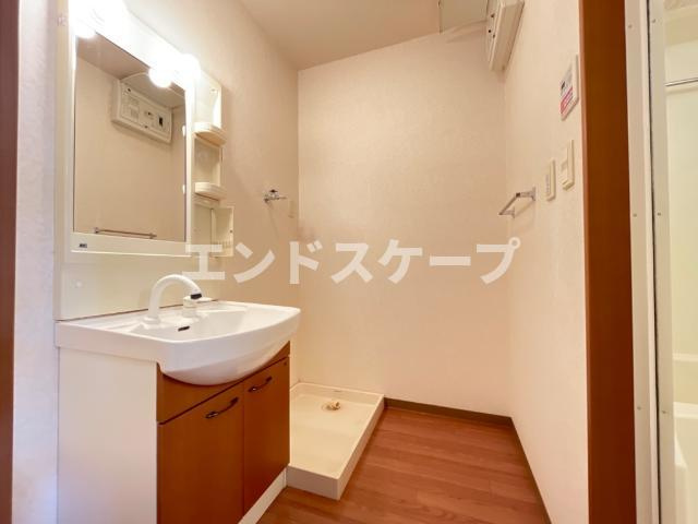 茜の洗面所|脱衣所
高崎、前橋のお部屋探しはエンドスケープまで！お客様の理想お聞かせ下さい♪