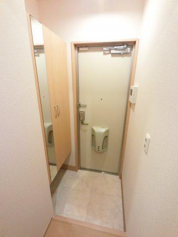 【玄関】