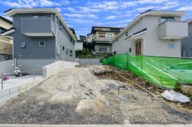 深草願成町の間取り