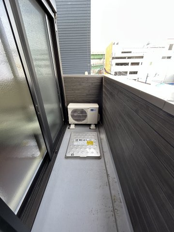 仲介手数料0円！Cherim庄内通Westのバルコニー