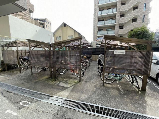 ロワールマンション高取　高取小学校区の駐車場|ロワールマンション高取