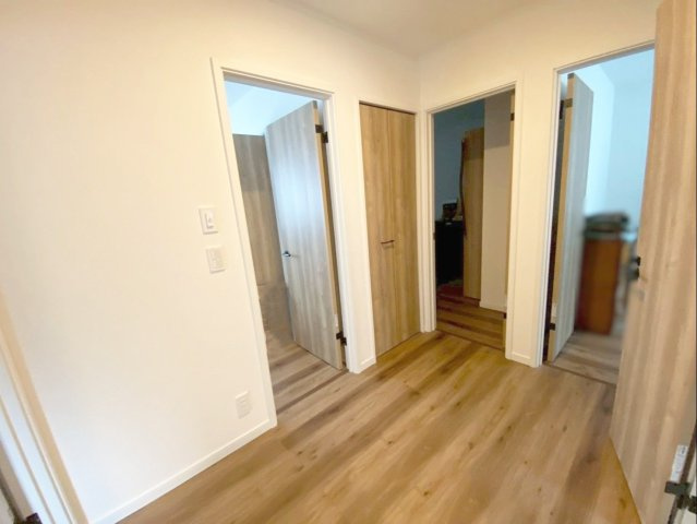 粕屋町長者原東７丁目 中古戸建の内装|2階の様子です！