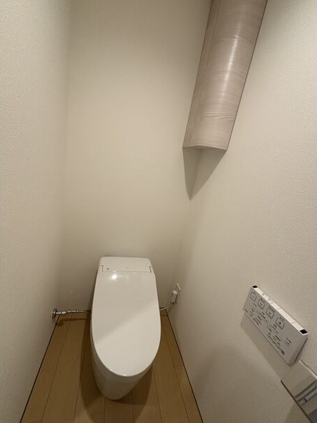 quador noie 池下のトイレ