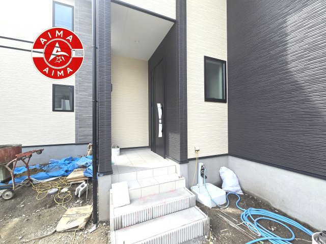 福岡市早良区田隈3丁目第7-1棟(1号棟)の玄関|おでかけの時も帰った時も、「我が家」を最初に感じでもらえる素敵な空間に。