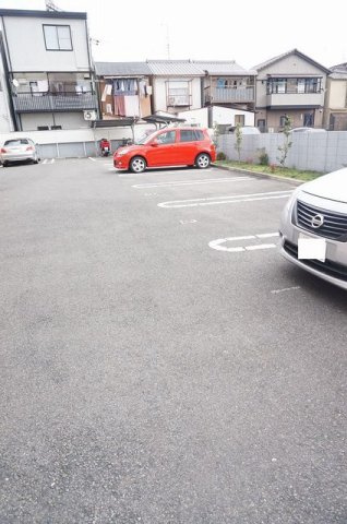 ソレイユ妙峠の駐車場