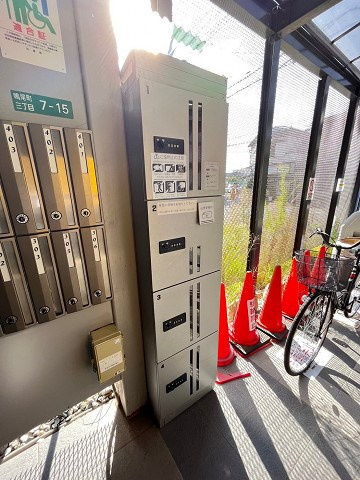 C4　Koshien　eastのその他共用部分|便利な宅配ボックス完備♪