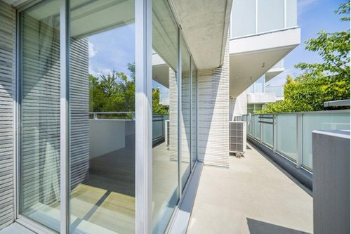 プラウド夙川のバルコニー