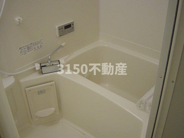 Ｃｒｅｓｔｏｒの浴室|バス
