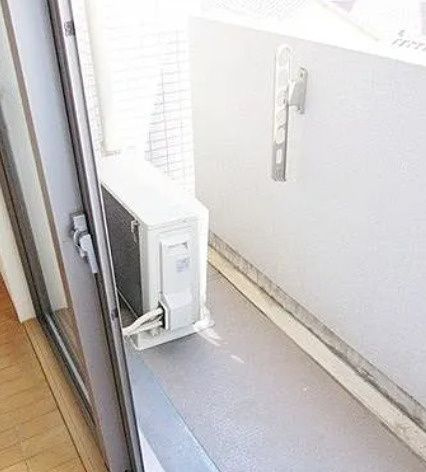 プレール・ドゥーク新宿のバルコニー