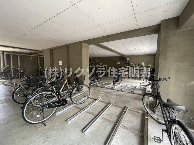 ネオグランデ香里山手の駐輪場|■物件内覧・資金計画相談・住宅ローン相談、リフォーム相談、お問合せ受付中■
※当日・翌日のご内覧、ご相談はお電話でのお問合せがスムーズです！