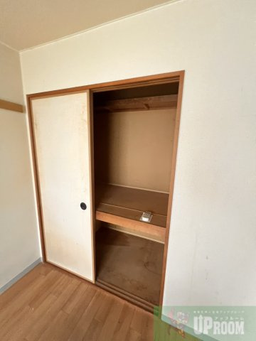 スカイハウス上条の収納