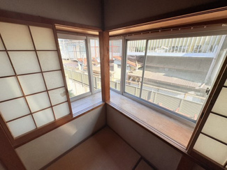 【和室】 | 大宮一ノ井町　中古戸建 | 2F　出窓