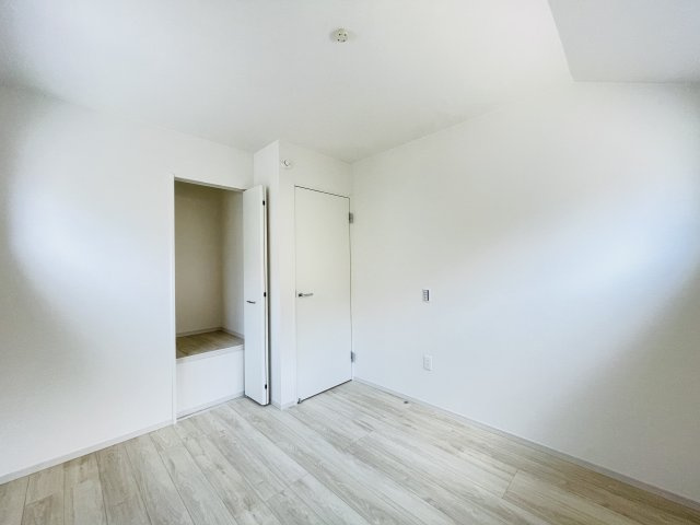 『八王子市新築戸建て』八王子市本町31-15【仲介手数料無料】　　４期の洋室|～仲介手数料無料☆八王子ひなた不動産～八王子市本町　新築戸建て
