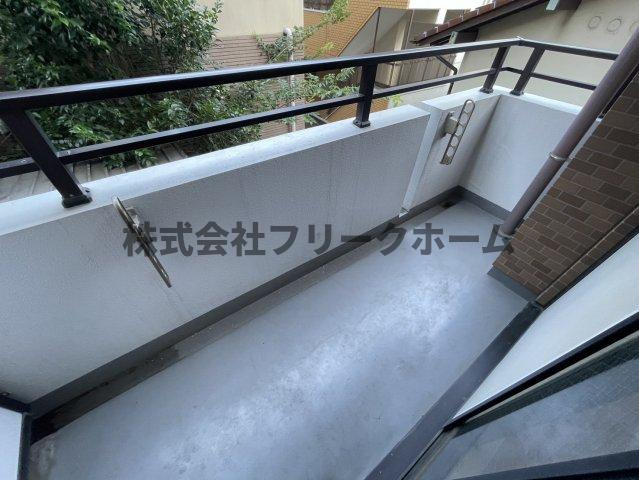 小金井市本町２丁目の賃貸マンションのバルコニー