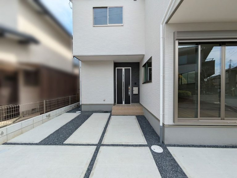 草津市東矢倉三丁目1期　新築戸建の外観