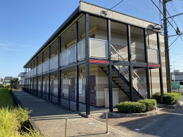 加古川市野口町古大内のアパートの外観
