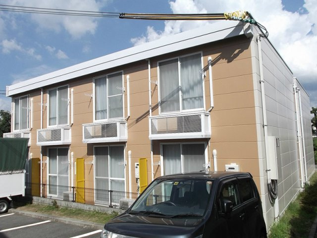 三田市下深田のアパートの外観