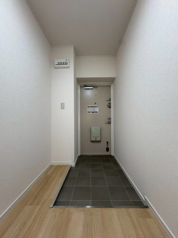 グランドパレス上須磨の玄関