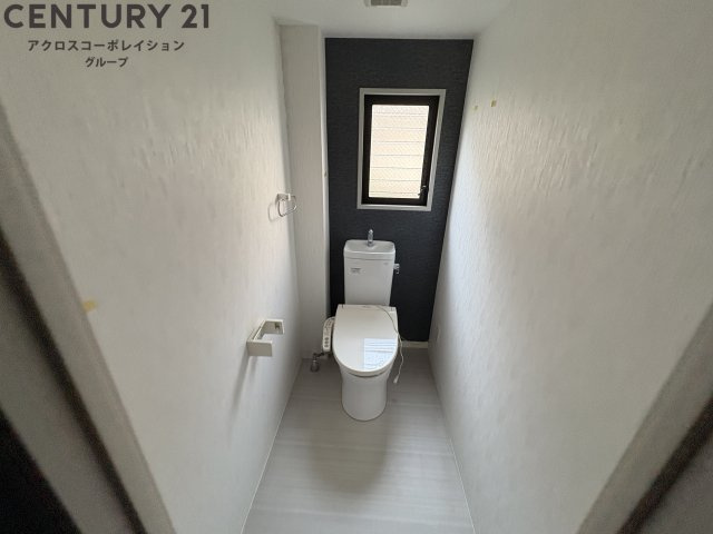 ゆったり落ち着けるトイレです