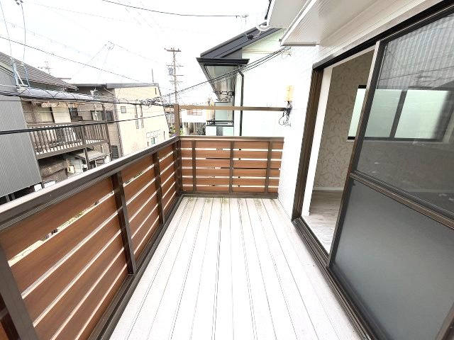 中村区中村本町四丁目　戸建のバルコニー|洗濯物がたくさん干せる広々としたバルコニー。