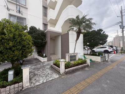 【エントランス】 | Casa　はなあい | Ｃａｓａはなあい★与那原町字東浜エリア