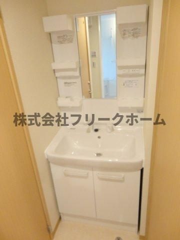 武蔵野市吉祥寺本町３丁目のアパートの洗面所