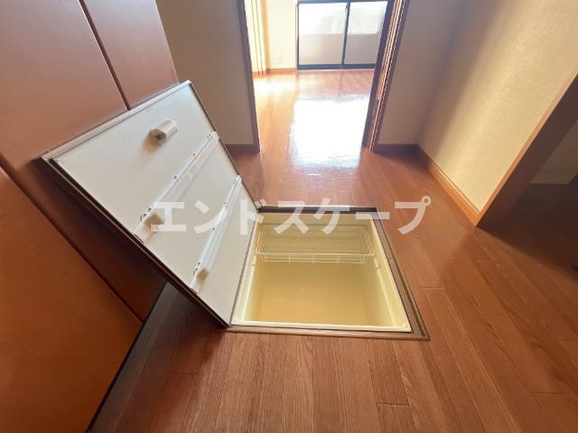 ベル・グラースの収納|床下収納
高崎、前橋のお部屋探しはエンドスケープまで！お客様の理想お聞かせ下さい♪