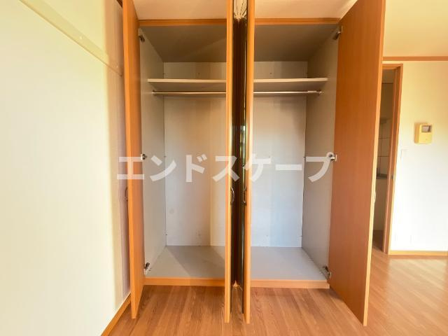 ベル・グラースの収納|クローゼット
高崎、前橋のお部屋探しはエンドスケープまで！お客様の理想お聞かせ下さい♪