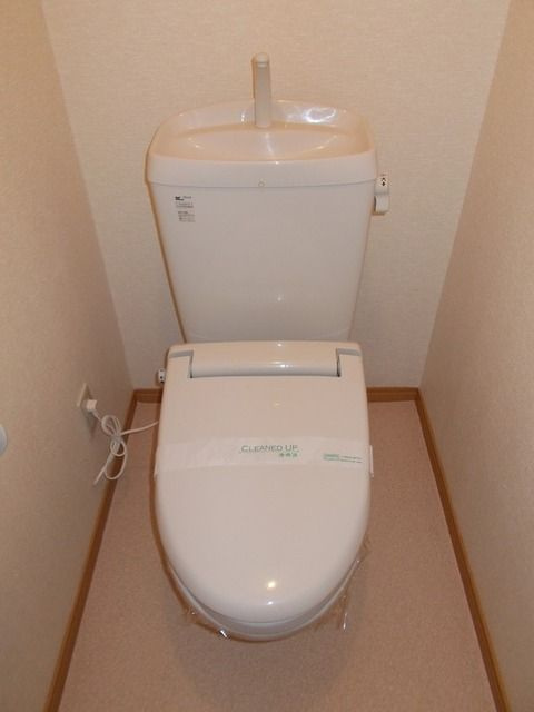 レジデンスのトイレ|シンプルで使いやすいトイレです