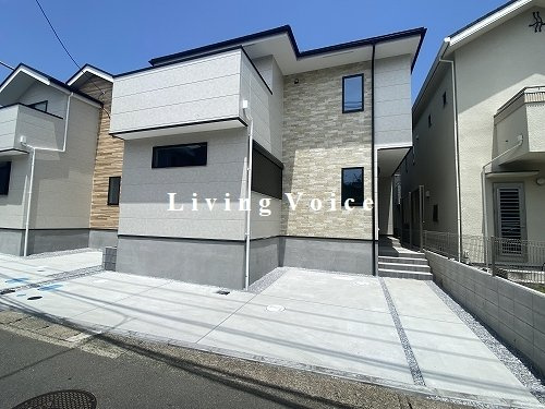 【外観】 | 【仲介手数料０円】秦野市萩が丘1期　新築一戸建て　全3棟 | 2号棟　秦野市萩が丘1期　新築一戸建て　全3棟