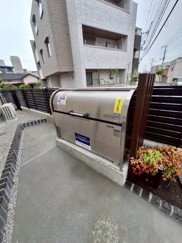 緑風荘(リョクフウソウ)の駐車場