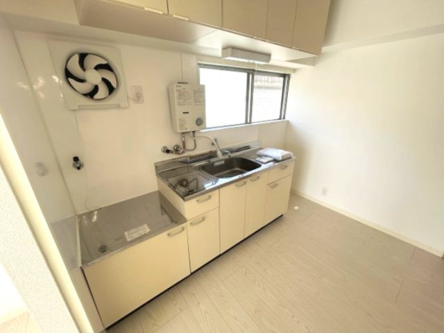 マンショントーアのキッチン