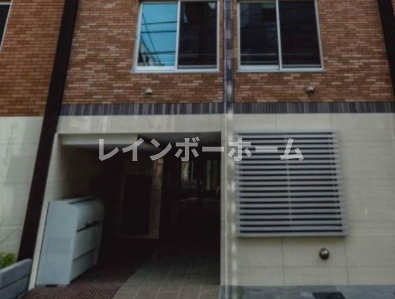 CREAL住吉のエントランス