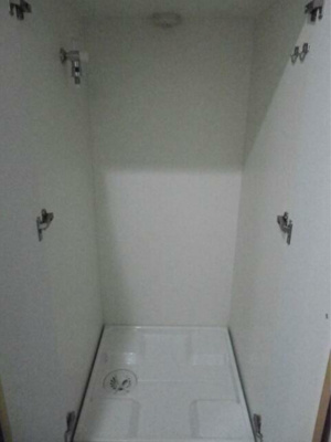 【設備】 | ルーブル大森山王弐番館 | 洗濯機置き場です