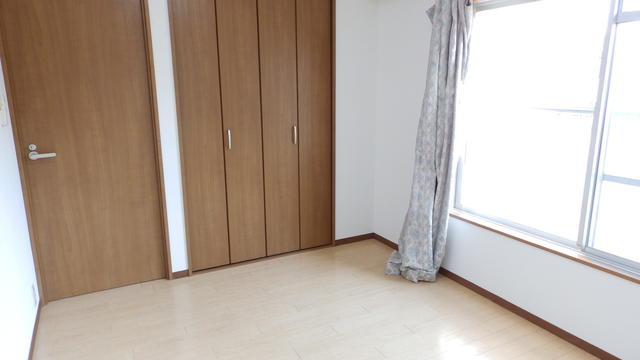 あおばビルの寝室