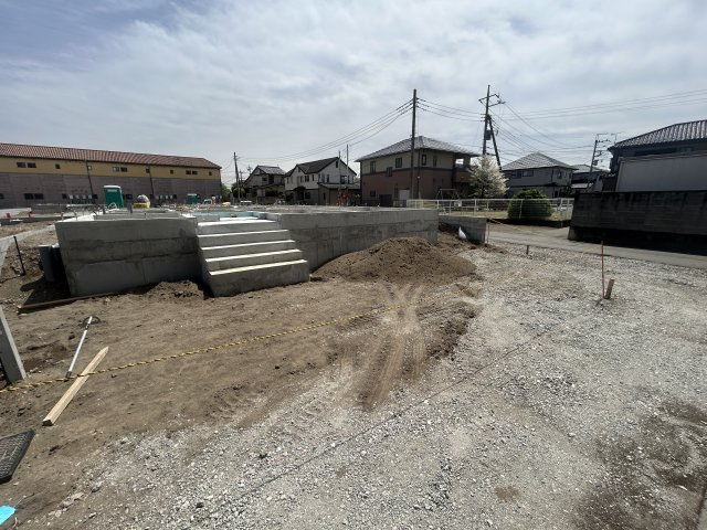 新築　前橋市青柳町第28　クレイドルガーデン　3号棟の駐車場|現地写真　駐車スペースは並列2台分可能です！
