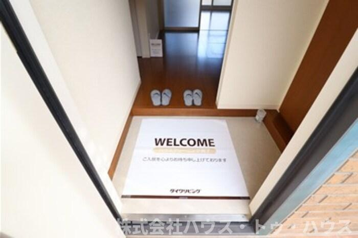 グリーンヴィラ カラビナ　Nの玄関