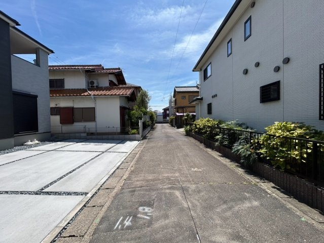 リーブルガーデン　一宮市大赤見　全1区画分譲の前面道路含む現地写真|■前面道路　■ヤマダ不動産　株式会社リライフ　
■夢のマイホーム購入をフルサポートします！