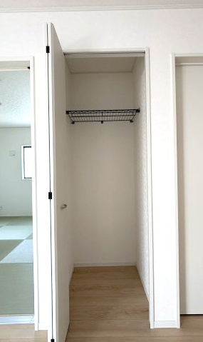 クレイドルガーデン前橋市青柳町第28　8号棟の収納|洋室１収納です