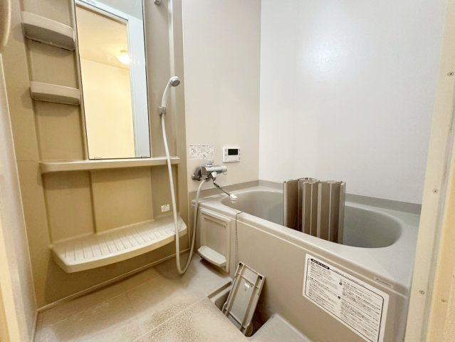 西京極前田町の浴室|スイッチオンで熱々お風呂に！いつでも温かい湯舟につかれます！（R8.4撮影）