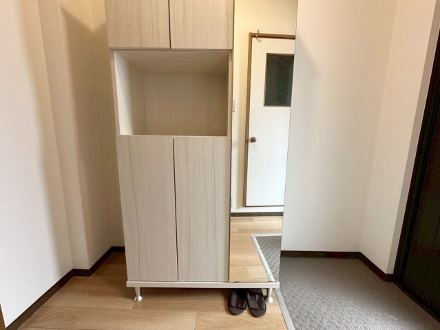 西京極前田町の玄関|スッキリした玄関でさわやかにご家族の送り迎え。（R8.4撮影）