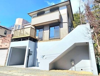 【外観】 | 東灘区鴨子ケ原２丁目　中古戸建 | 南向き、陽当たり・通風良好 