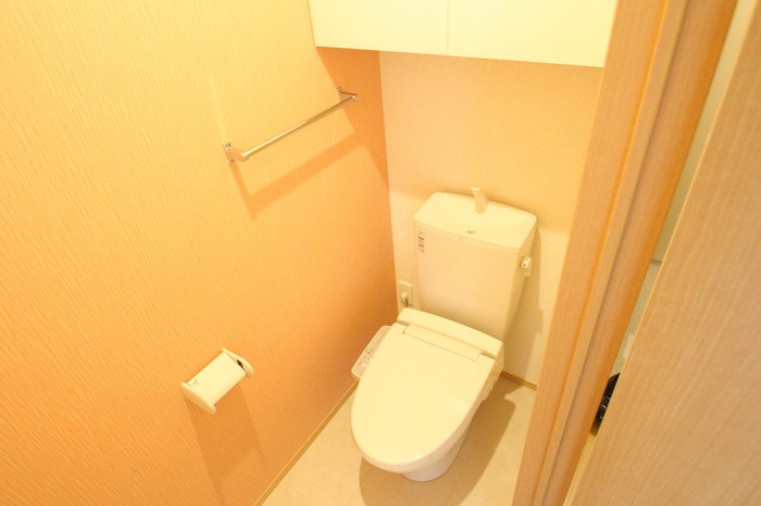 Peony豊明のトイレ|ゆったりとした空間のトイレです