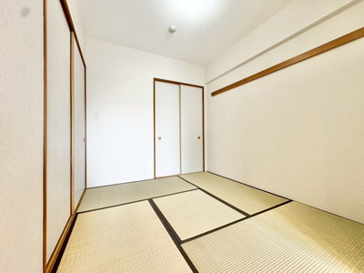【子供部屋】 | 藤和シティホームズ吹田駅前 | こちらの物件近くの教育施設や、スーパー・公園など、物件周辺の住環境を併せてご案内させて頂きます。ぜひ、現地での暮らしをイメージなさって下さい！