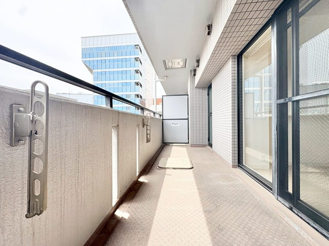 【バルコニー】 | 藤和シティホームズ吹田駅前 | 物件購入の段取りを知りたいお客様には、「ご検討からご契約までの一連の流れ」をご説明させて頂きます。初めて物件購入を検討された方は、ぜひご参考になさって下さい。